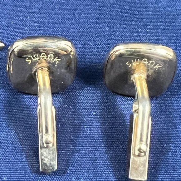 Vintage Swank Gold-Tone Cufflinks & 3 Tuxedo Studs With Mother Of Pearl Accents - Picture 2 of 2